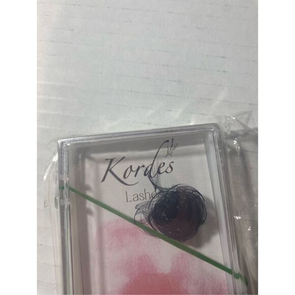 KORDES Black Mink 500 piece Eyelash Clusters 10D Volume C 9mm-16‎ mm (15mm) - Picture 5 of 6